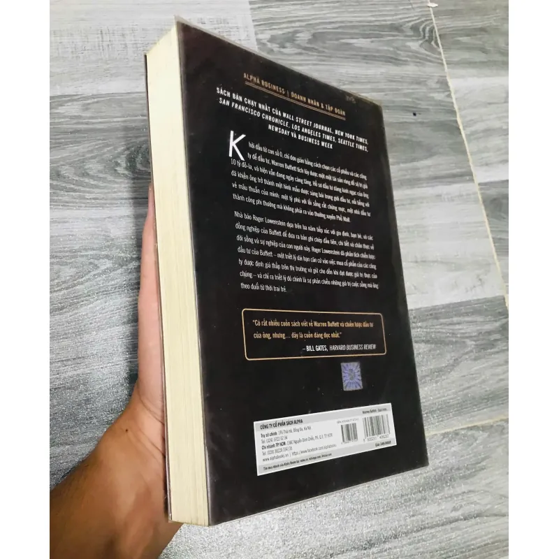 WARREN BUFFET: QUÁ TRÌNH HÌNH THÀNH MỘT NHÀ TƯ BẢN MỸ 778247