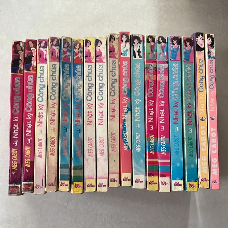 Nhật ký công chúa Meg Cabot (Hoa học trò) 543116