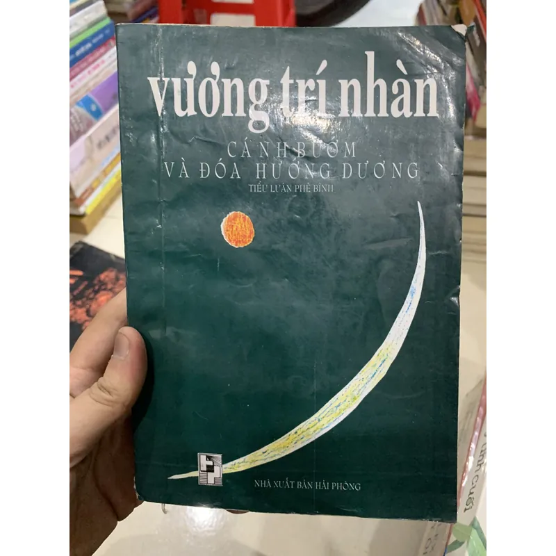 Tiểu luận phê bình- Cánh bướm và đoá hướng dương  714444