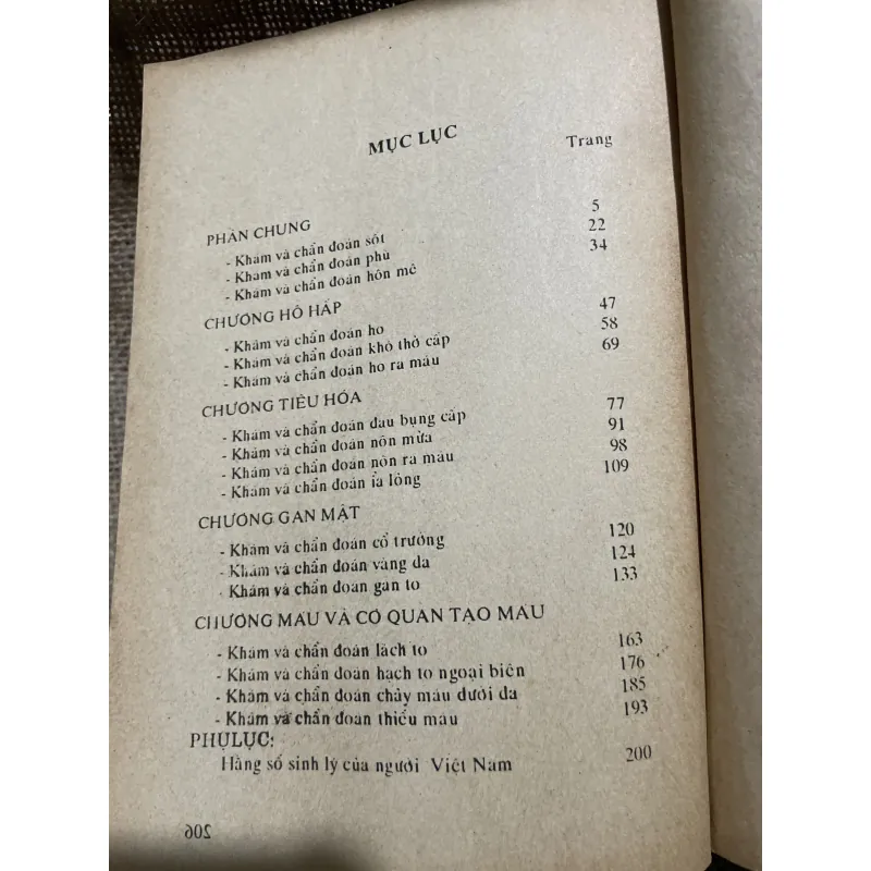 Hướng dẫn chẩn đoán lâm sàng - G. S. NGUYỄN XUÂN HUYÊN BỘ MÔN NỘI Trường Đại học Y khoa 855502