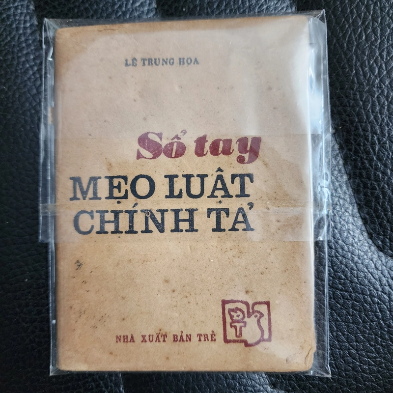 Sổ tay mẹo luật chính tả khổ nhỏ | chữ ký tặng của tác giả Lê Trung Hoa 502257