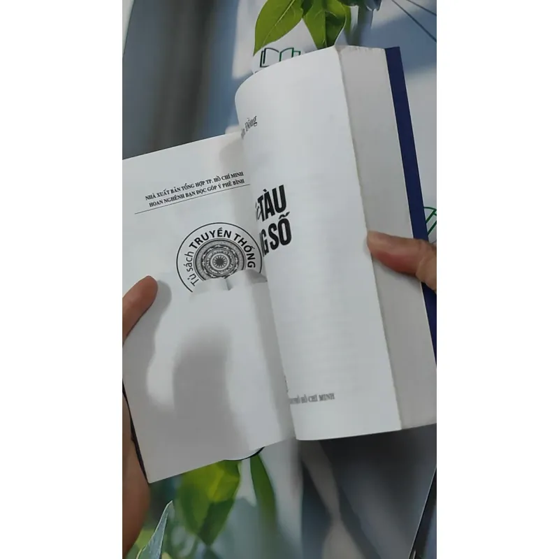 Ký Ức Tàu Không Số - Mã Thiện Đồng 928624