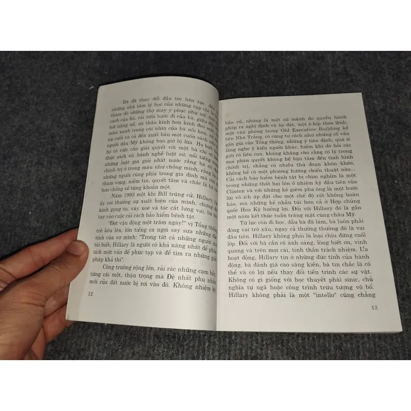 CUỘC ĐỜI HAI MẶT CỦA HILLARY CLINTON 991143