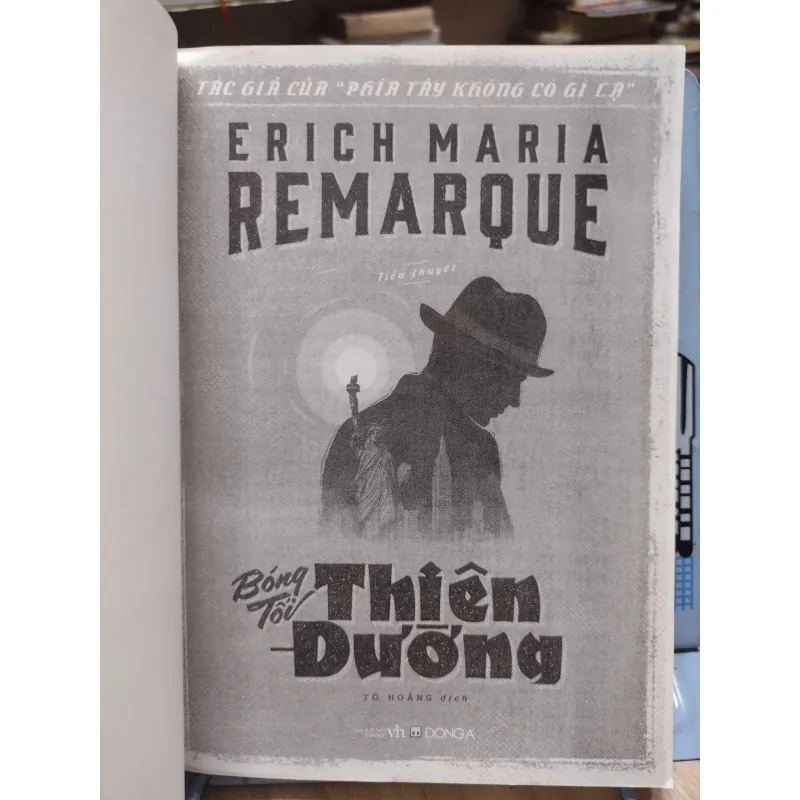 sách: Bóng tối thiên đường - : Erich Maria Remarque (A1) 566918