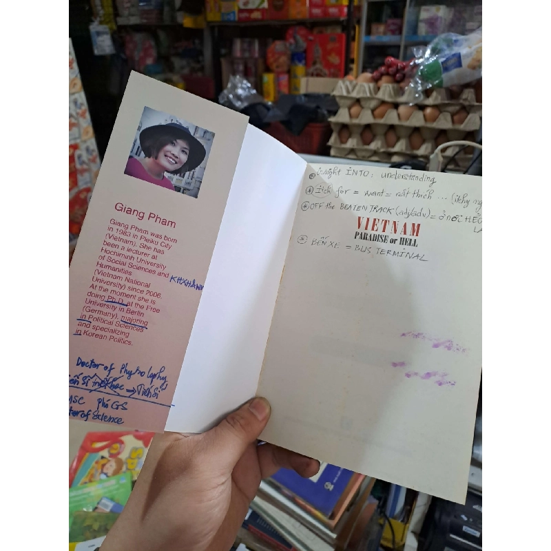 VietNam: Paradise Or Hell - Giang Pham, Kim Wilson - 2016 mới 80% có viết - KỸ NĂNG - HCM3012 749817