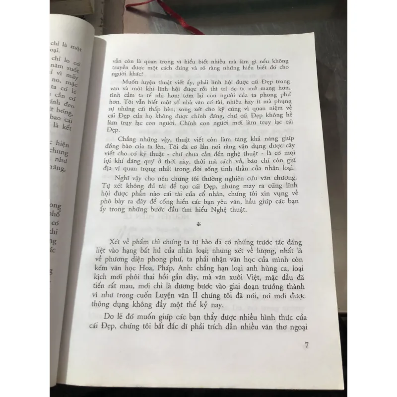 Hương sắc trong vườn văn 977693