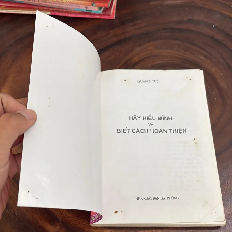 II Hãy Hiểu Mình Và Biết Cách Hoàn Thiện - Quảng Tuệ - 2004 1020082