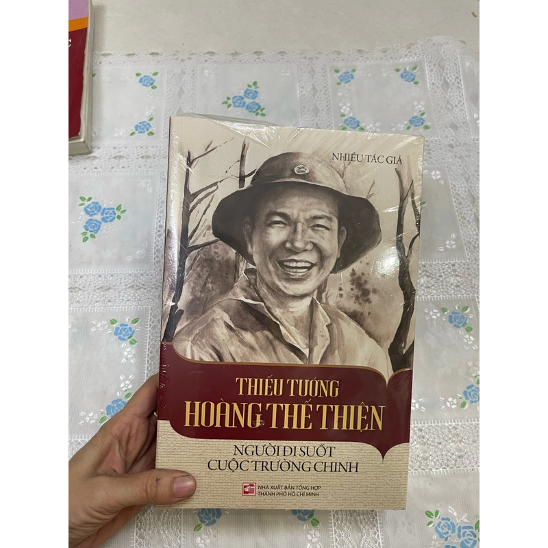 Thiếu Tướng Hoàng Thế thiện  491815