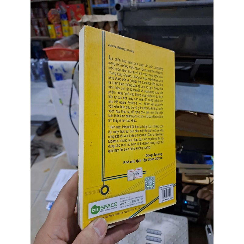 Thung Lũng Silicon (Những Bí Ẩn Marketing Chưa Từng Được Tiết Lộ) - Geoffrey A.Moore - 2013 mới 80% ố - MARKETING KINH DOANH - HCM3012 749784