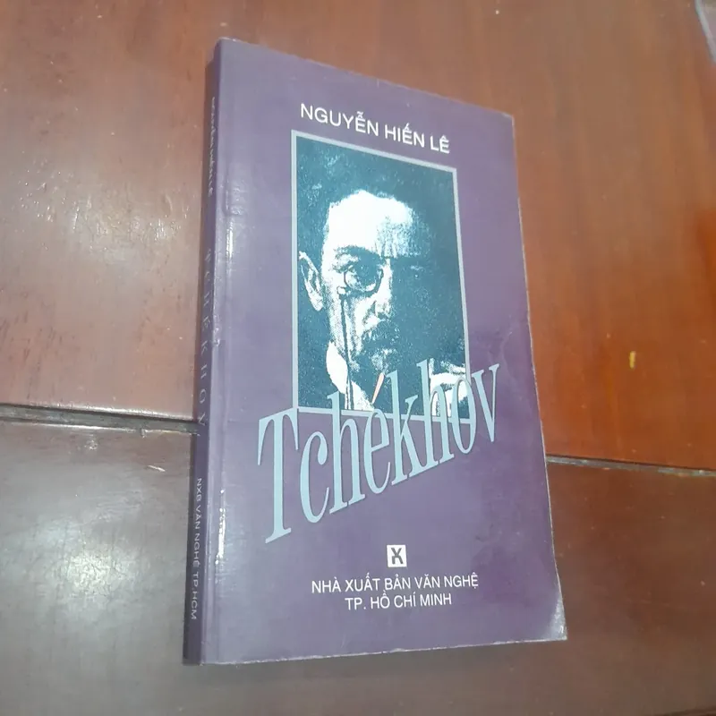 Nguyễn Hiến Lê - TCHÉKHOV 722471