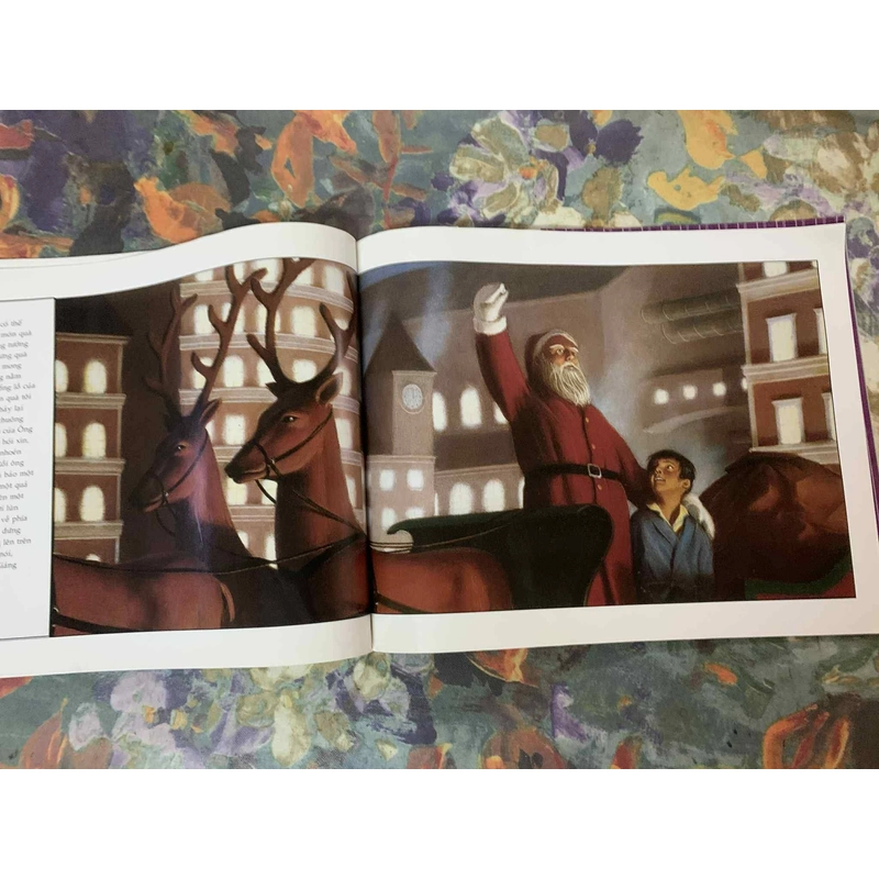 Tàu Tốc Hành Bắc Cực - Chris Van Allsburg 537926