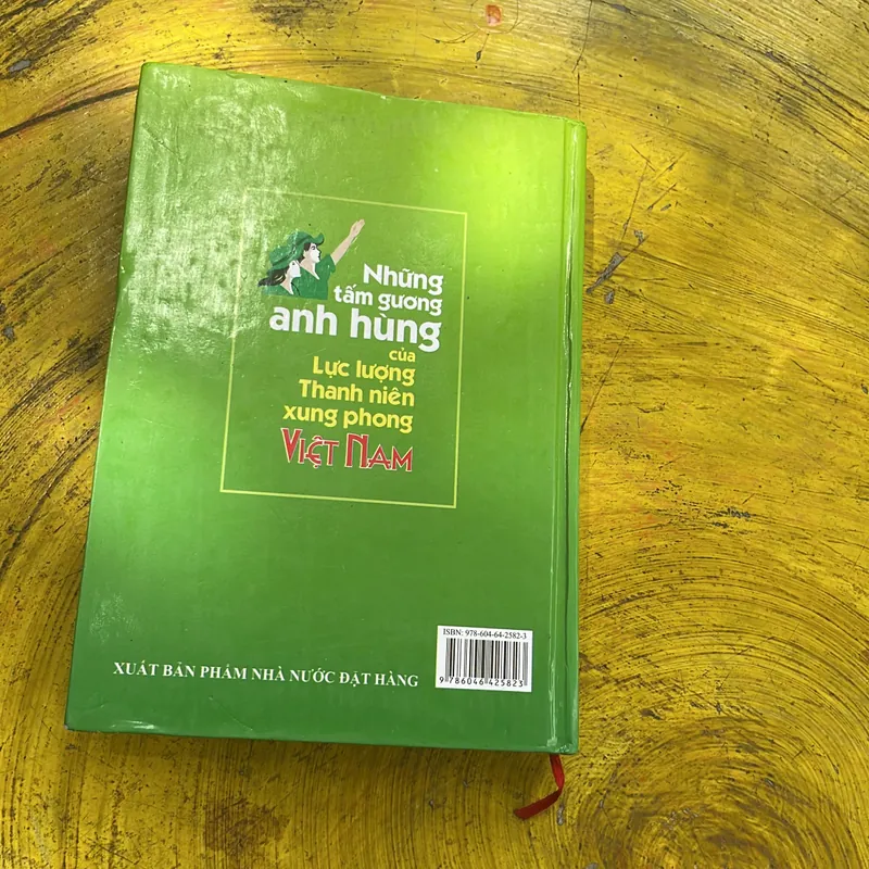 NHỮNG TẤM GƯƠNG ANH HÙNG CỦA LỰC LƯỢNG THANH NIÊN XUNG PHONG VIỆT NAM 571123