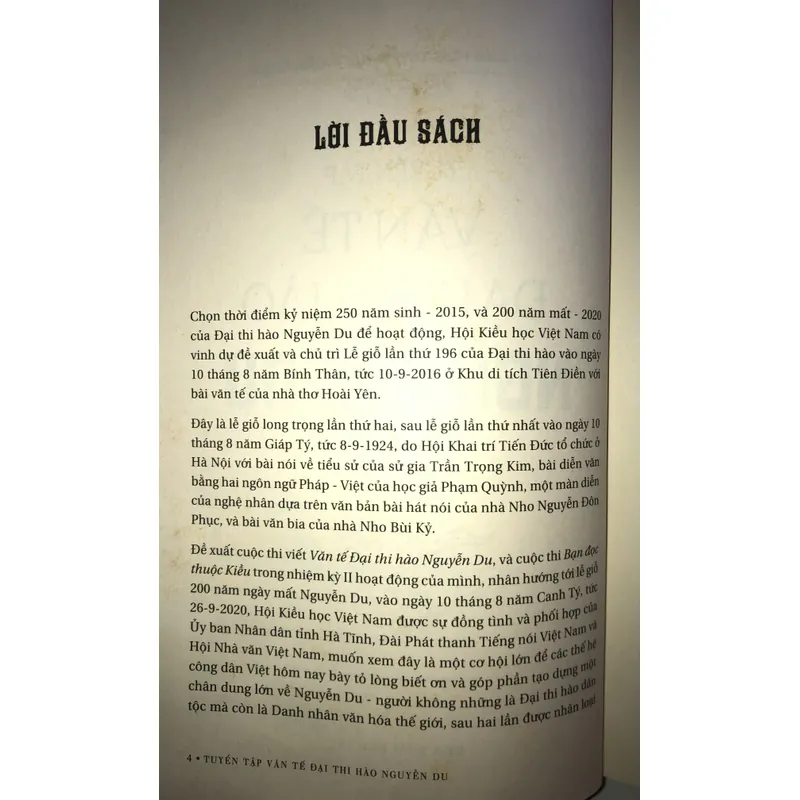Tuyển tập Văn Tế Đại Thi Hào Nguyễn Du 709674