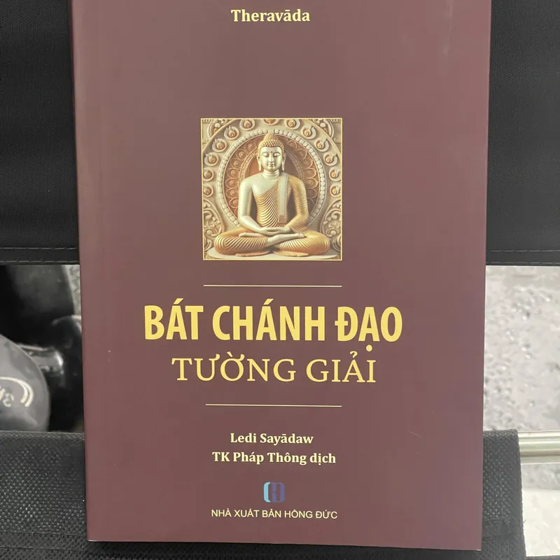 Bát chánh đạo tường giải  569871
