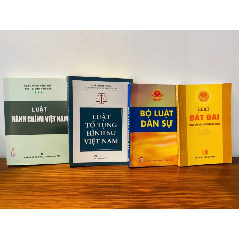 Combo 4 cuốn: Bộ luật dân sự, Luật tố tụng hình sự VN, Luật hành chính VN, Luật đất đai 572651