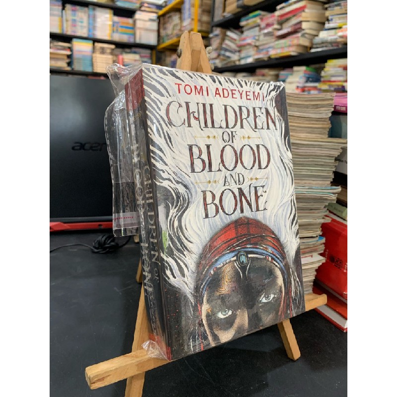 CHILDREN OF BLOOD AND BONE - Tomi Adeyemi 150061