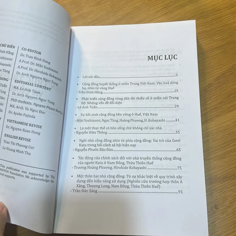 Kiến Trúc Truyền Thống Và Cộng Đồng Huế 760232