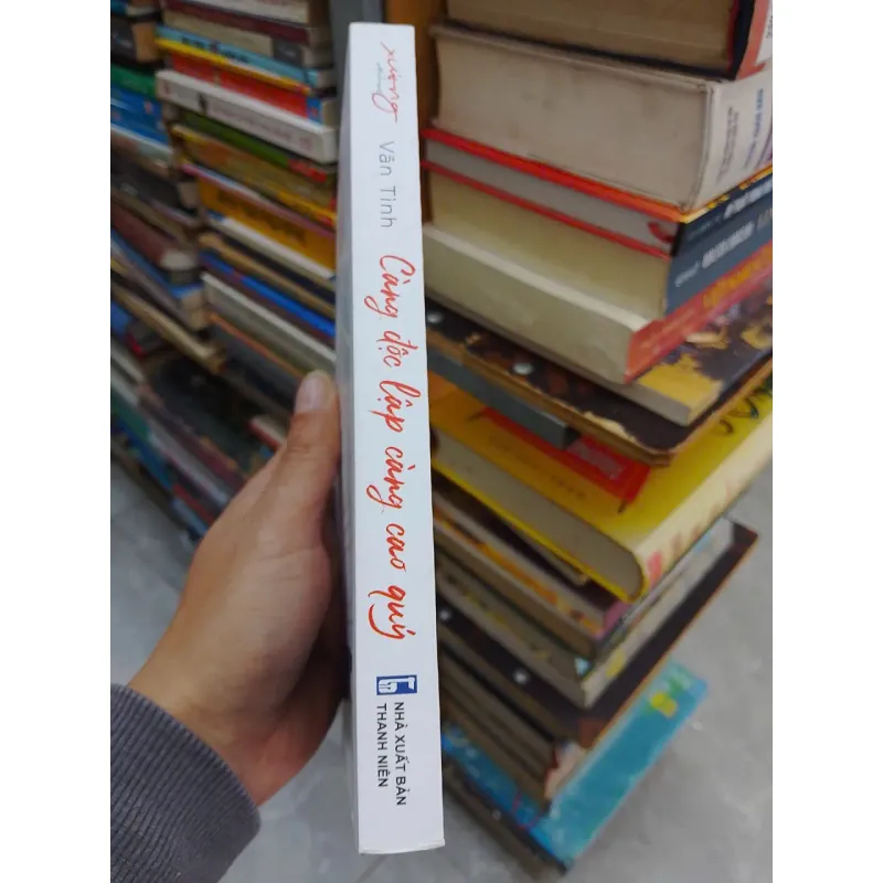 SÁCH CÀNG ĐỘC LẬP CÀNG CAO QUÝ (B1) 706039