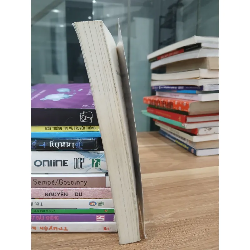 Cuộc chiến siêu nhiên giữa đời thường- Kota Noromi 599753