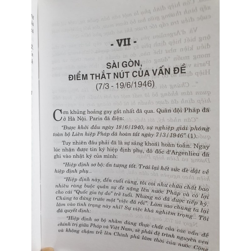 Paris - Saigon - Hanoi (Tài Liệu Lưu Trữ Về Cuộc Chiến Tranh 1944 - 1947) (bìa cứng) 192857