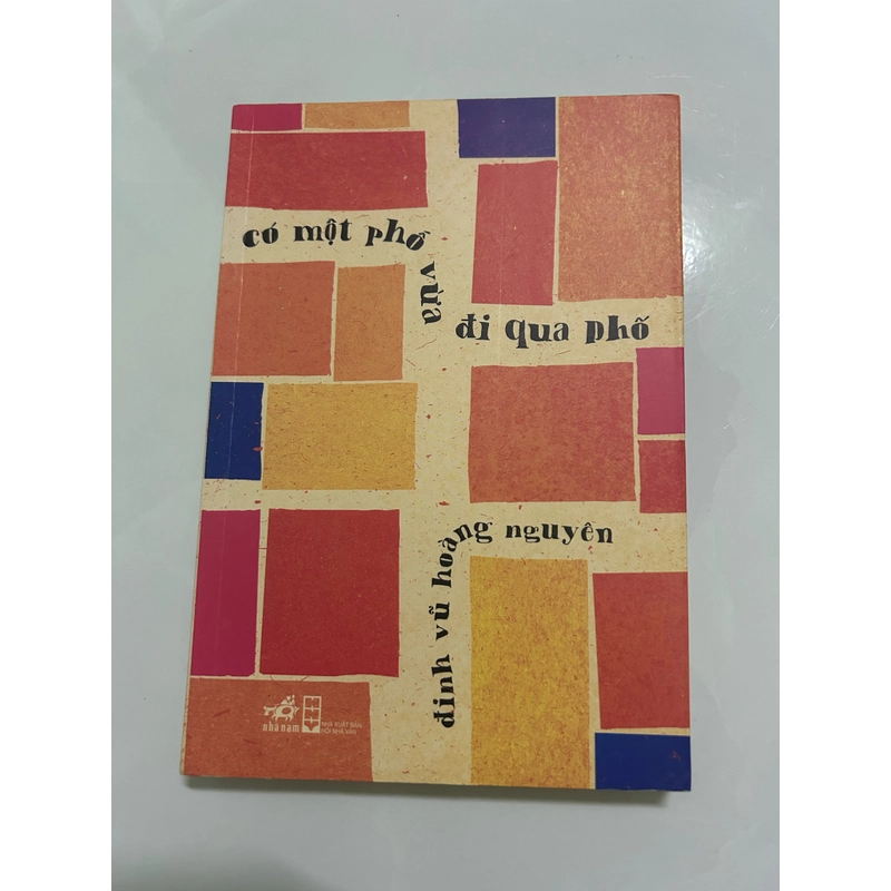 Có một phố vừa đi qua phố 464433