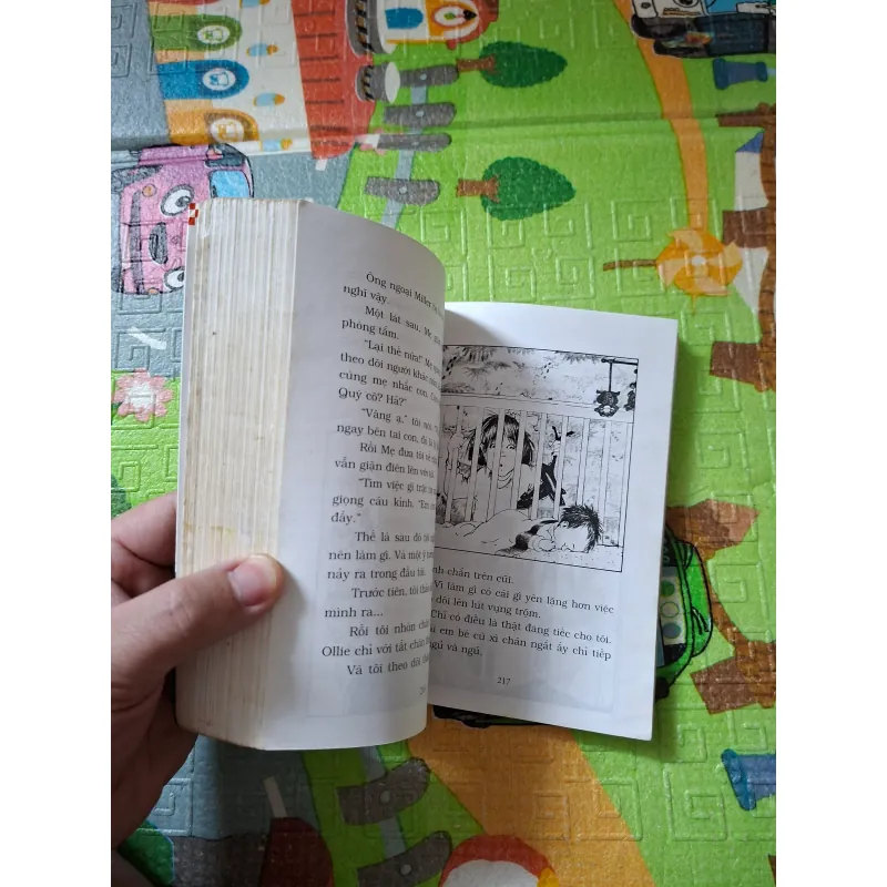 Junie B. Jones và chiếc xe buýt bốc mùi ngớ ngẩn 927035