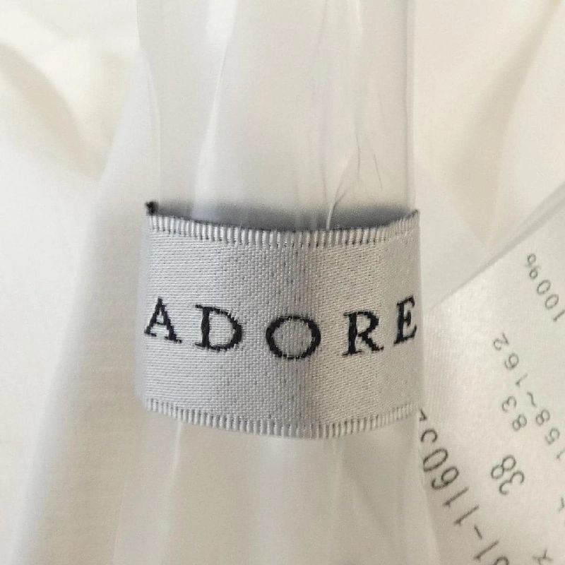 Áo thun ADORE - Hàng hiệu Authentic 810670