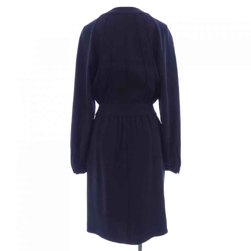 Emporio Armani ワンピース 647377