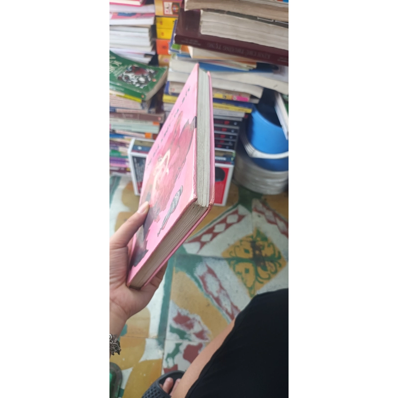 Ông Già Khốt- Ta- Bít- L.La- Ghin 546635
