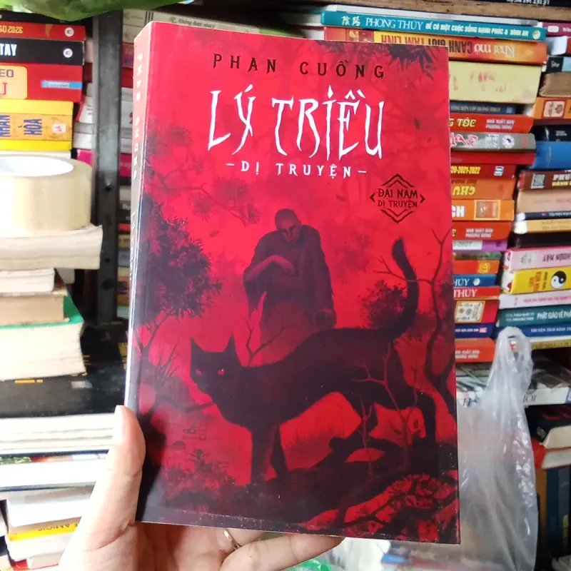 Lý Triều Dị Truyện - Phan Cuồng 800075