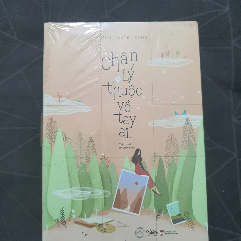 "Chân lý thuộc về tay ai" (seal, có mộc) - Minh Nguyệt Đang 602551