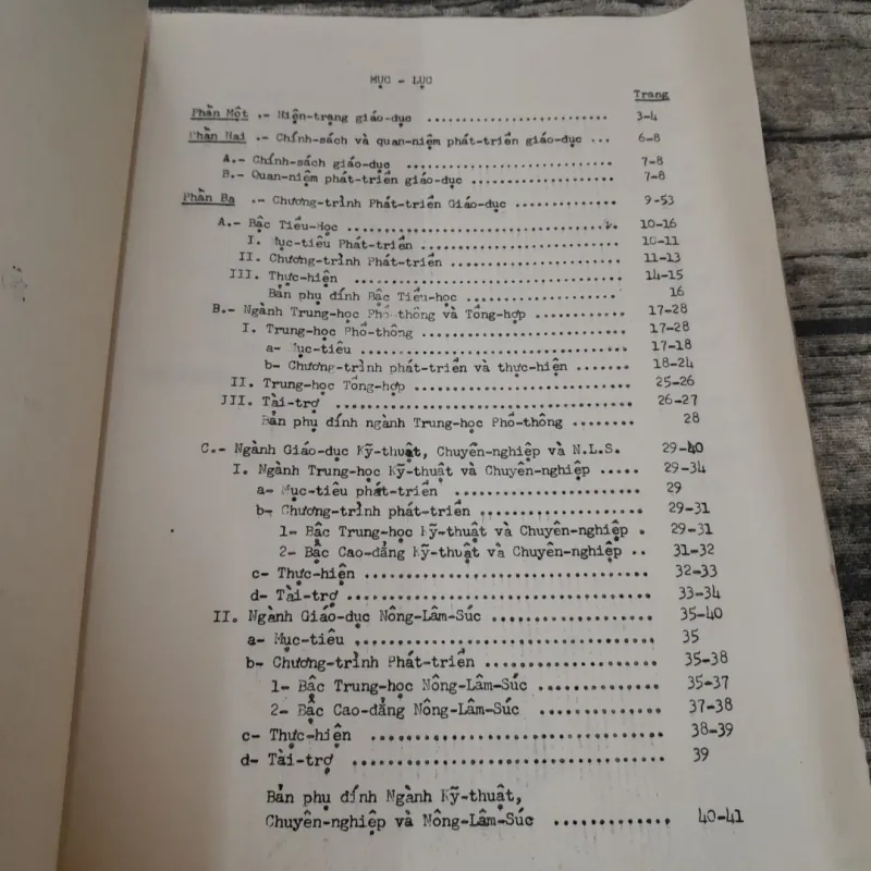 Tài liệu KẾ HOẠCH PHÁT TRIỂN GIÁO DỤC. Bộ Giáo Dục (cũ) năm 1972 751390