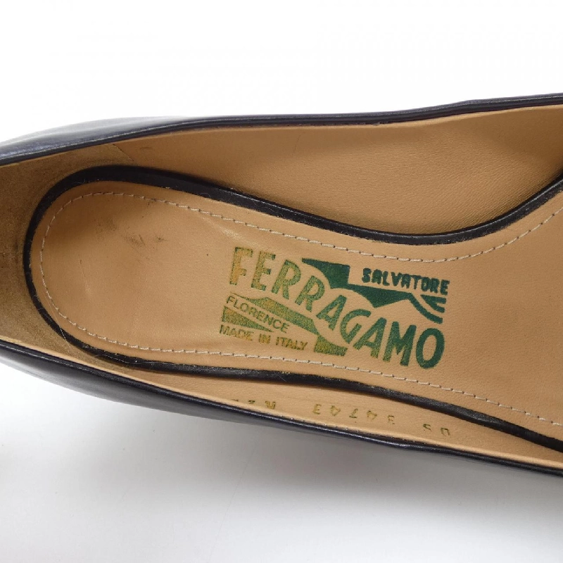 Giày FERRAGAMO - Hàng hiệu Chính hãng 829816