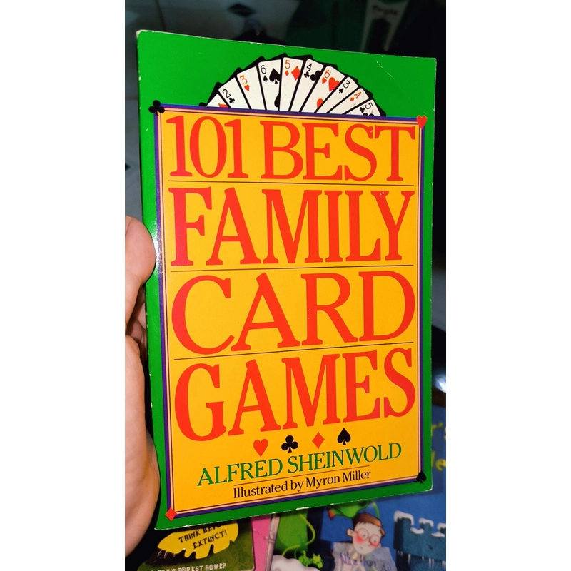 Ngoại văn hướng dẫn chơi bài trong gia đình - FAMILY CARD GAMES 496141
