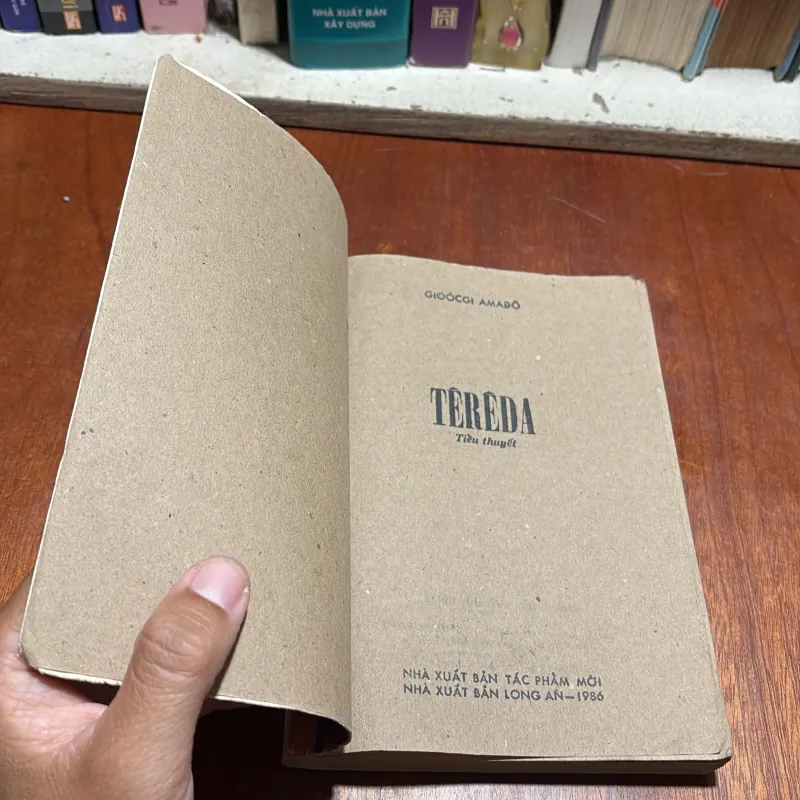 [Sách 8x] - II Tiểu Thuyết: Têrêda - G. Amađô (Tập 1) - 1986 934704