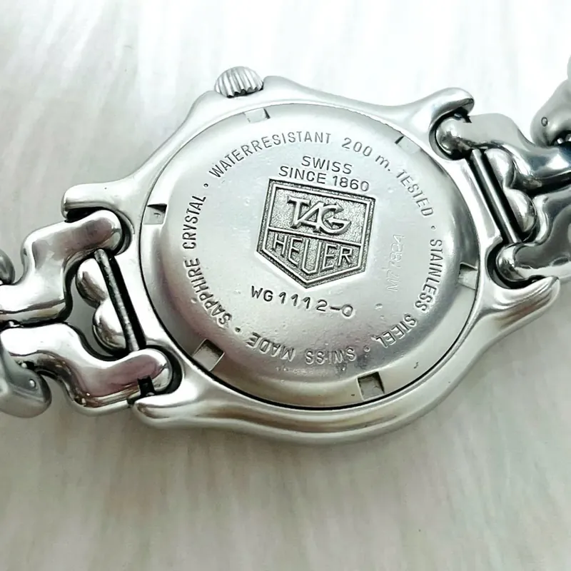 Đồng hồ nam hiệu Tagheur WG1120 kính saphire chính hãng 37mm 557960