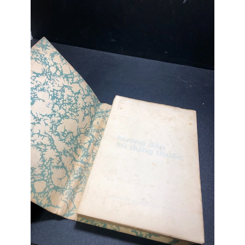 Hướng dẫn sử dụng thuốc liên hiệp các xí nghiệp dược Việt Nam 1986 mới 50% rách bìa, ố HCM 0111 912298