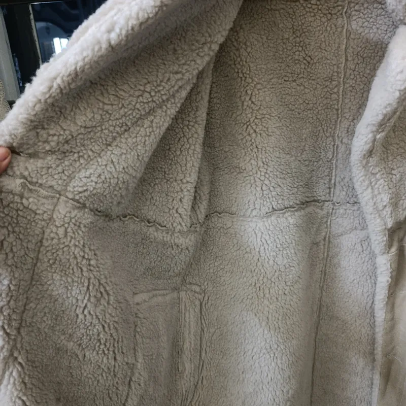 Áo nỉ mùa đông sale rẻ kg lời ạ ..  564765