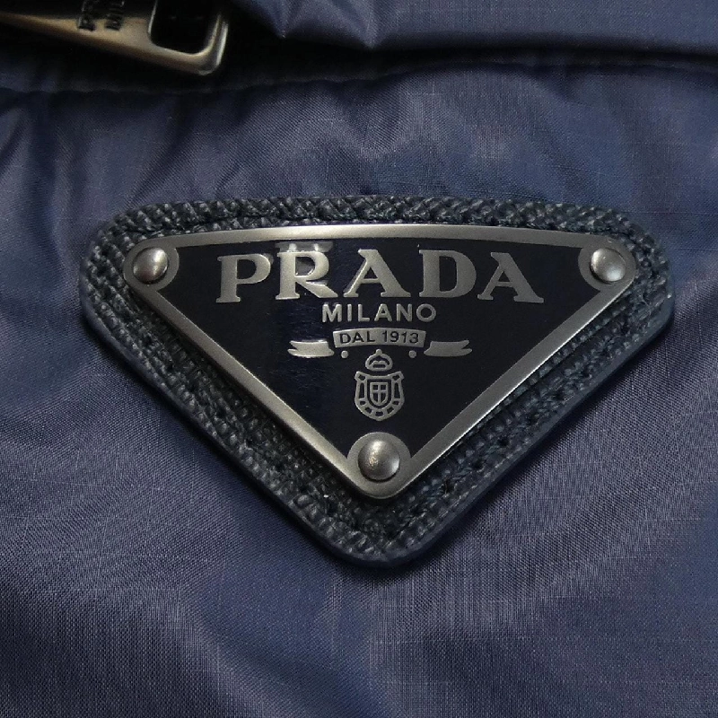 Áo khoác lông vũ PRADA với logo hình tam giác SGB857 S212 1C4G - Hàng hiệu Chính hãng 890692