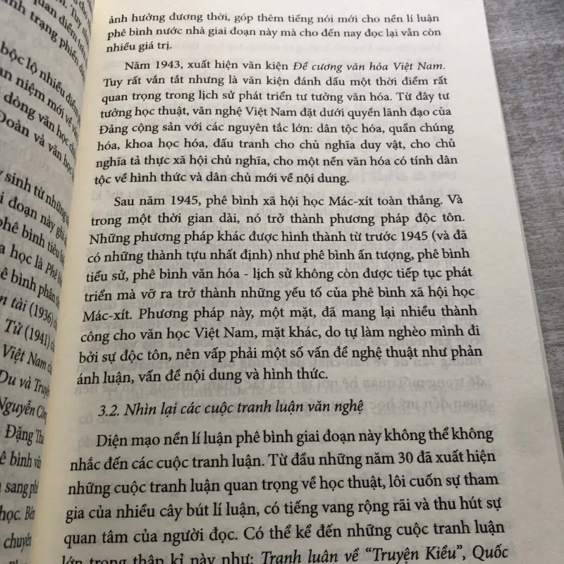 Lịch sử lý luận phê bình văn học Việt Nam  786785