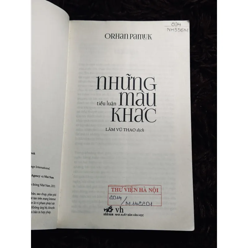 Những màu khác 1022212