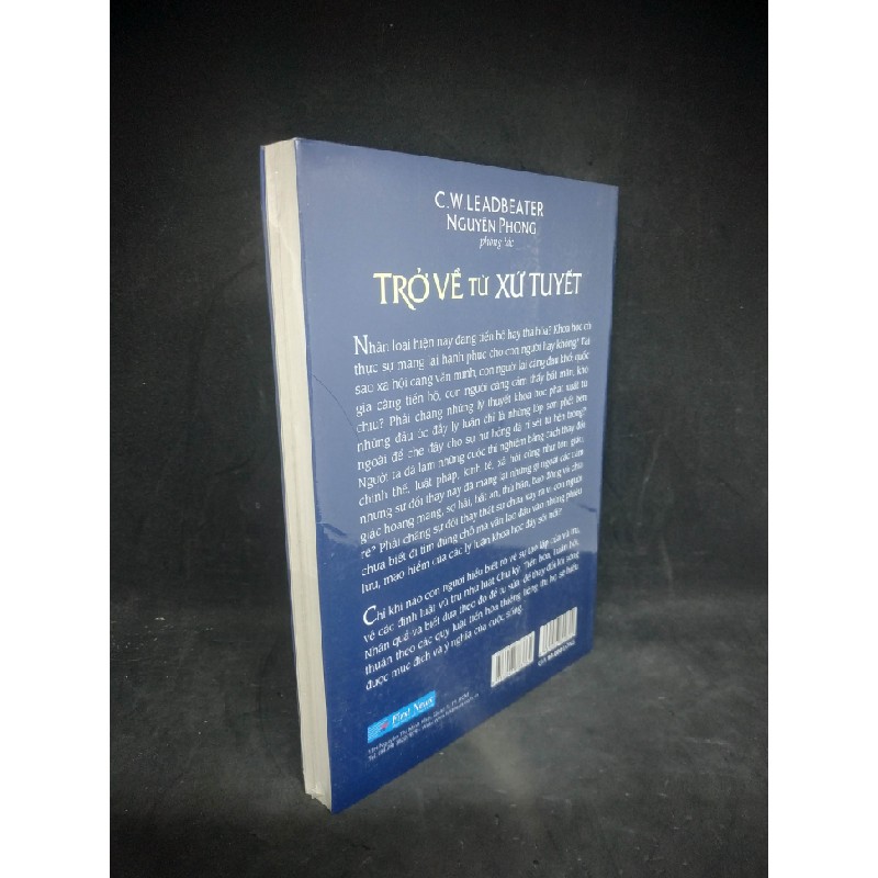 Trở về từ Xứ tuyết mới 100% HCM2103 37567