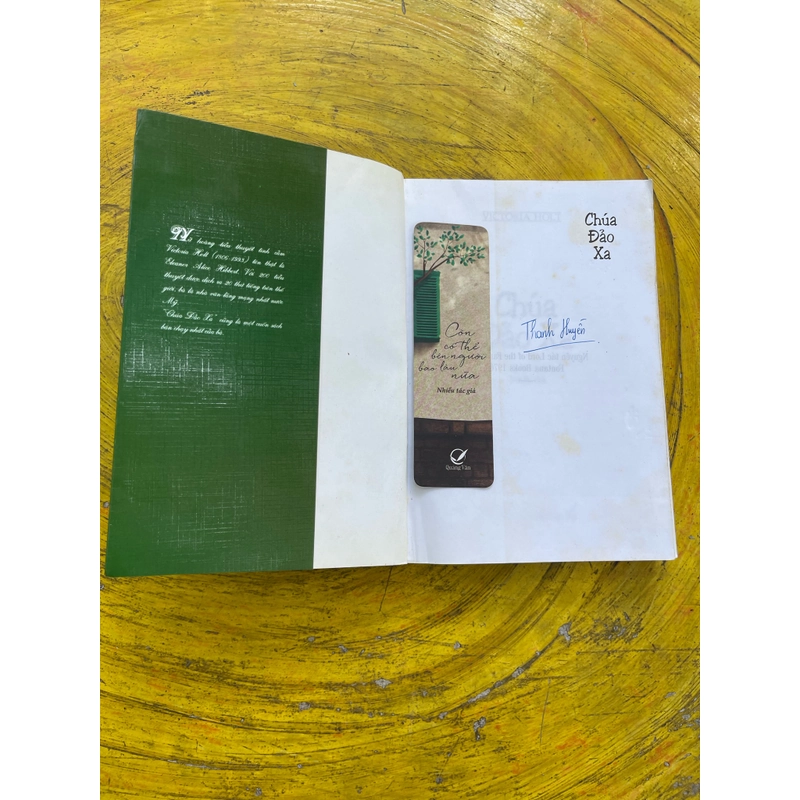 CHÚA ĐẢO XA- victoria holt 537573