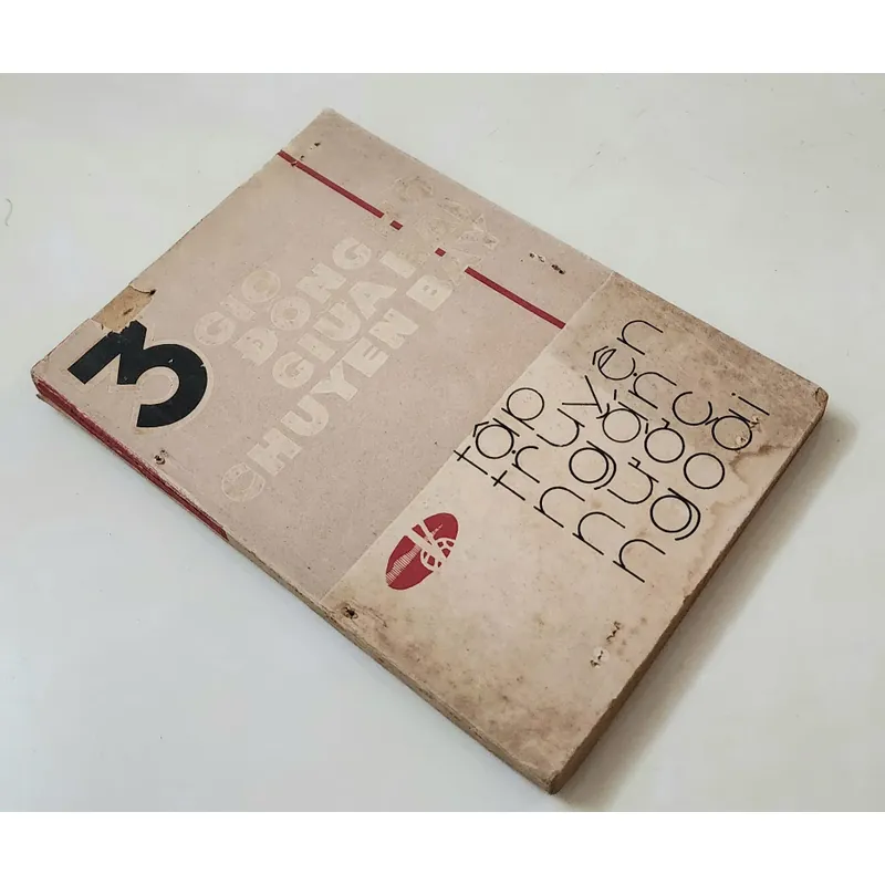 Tập truyện ngắn nước ngoài: Ba giờ đồng hồ giữa hai chuyến bay 709195