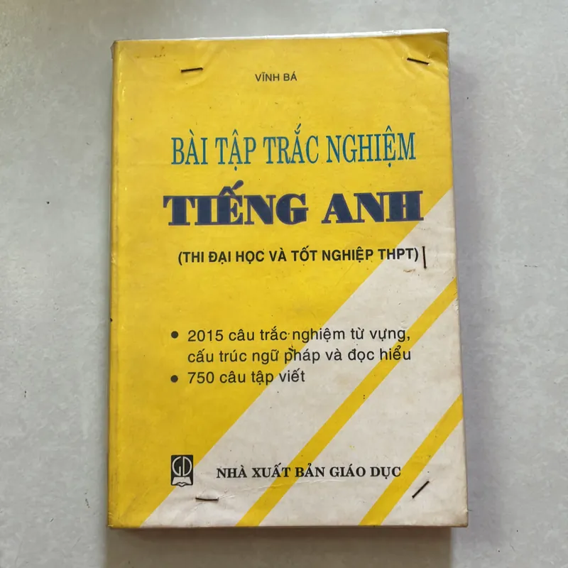 Bài tập trắc nghiệm Tiếng Anh / Vĩnh Bá 681266