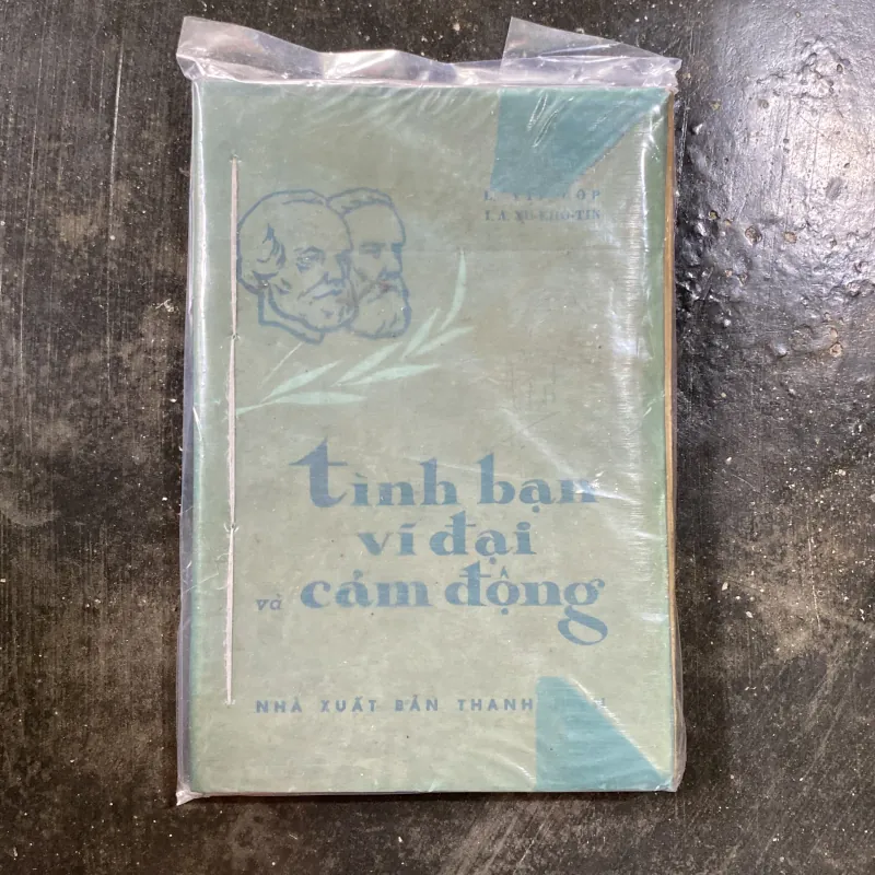 Tình bạn vĩ đại và cảm động 1029959