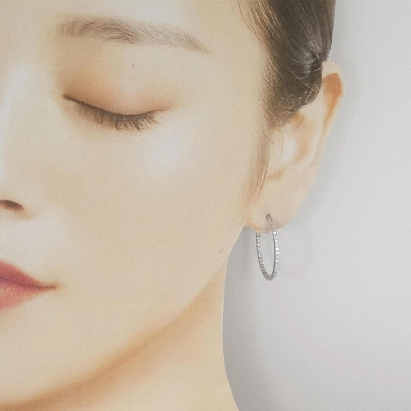 K18WG Bông tai kim cương hình vòng 0.60CT - Hàng hiệu Chính hãng 868095