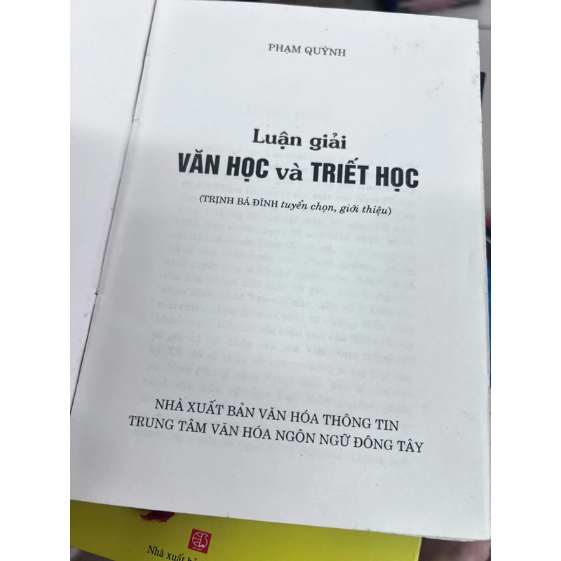 Luận giải văn học và triết học - Phạm Quỳnh 366281