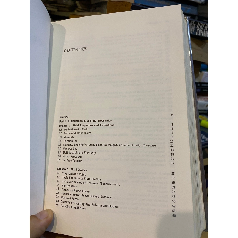Fluid Mechanics, 5th edition - Victor L. Streeter 518889