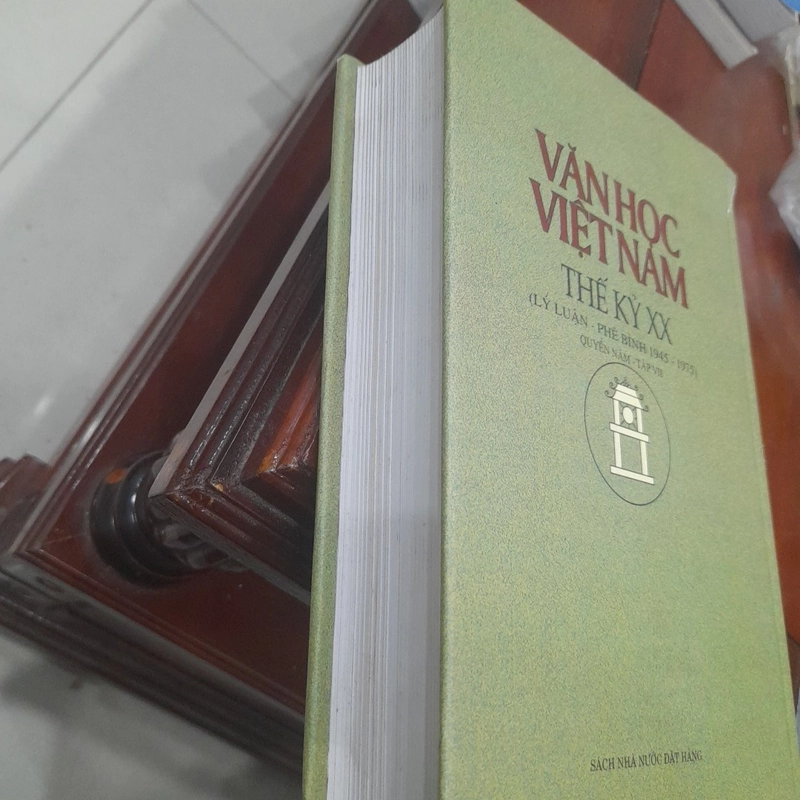 VĂN HỌC VIỆT NAM THẾ LỶ XX - Lý luận - Phê bình 1945 - 1975 389085